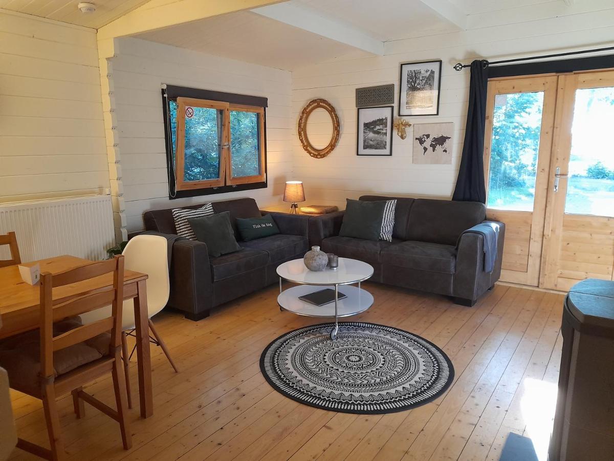 Carpe Diem, Het Ruime Chalet Met Houtkachel Nabij Wildlands Emmen Schoonebeek Esterno foto